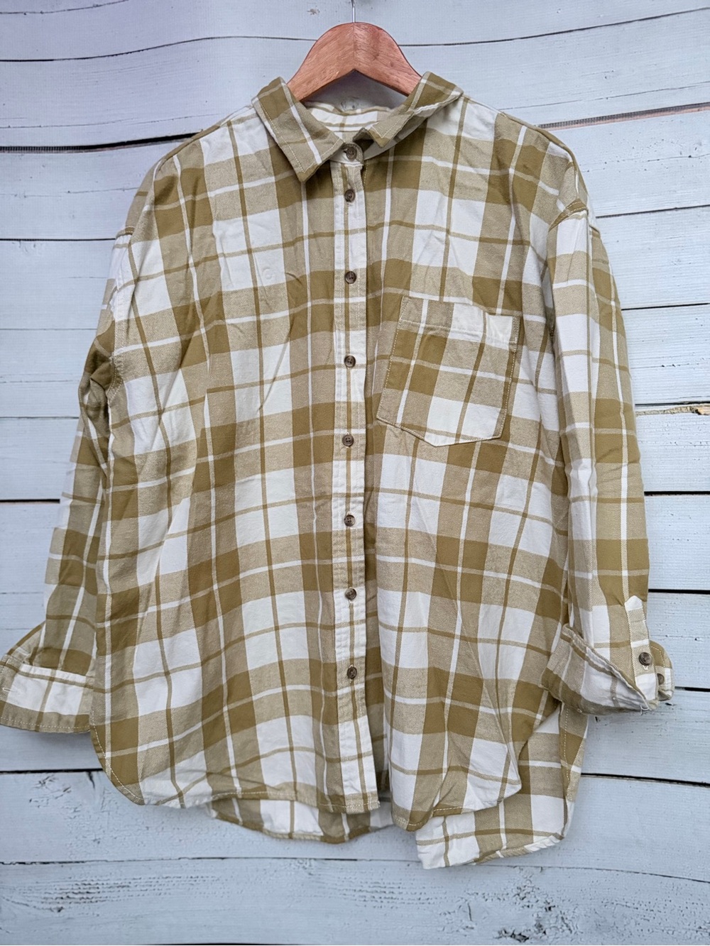 Universal Thread Plaid Button-Down Oversized Fit Flannel Shirt - XL - Picture 2 of 5